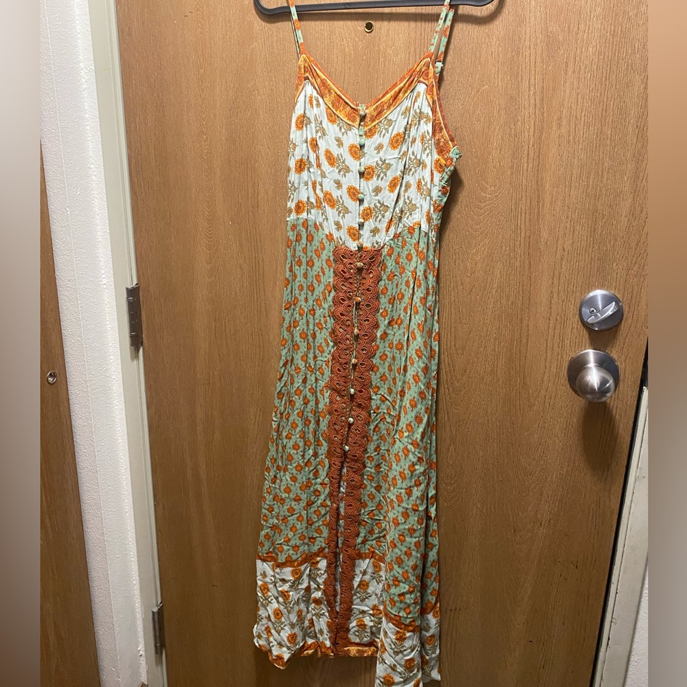 Easel Midi Dress